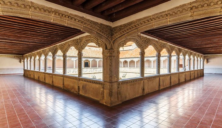 Claustro de los difuntos del Real Monasterio de Santo Tomás - Avila